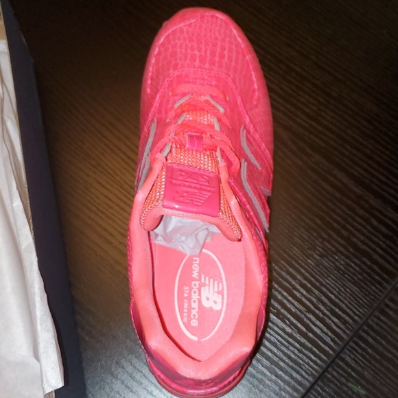 New Balance Sneakers - Picture 3 of 4